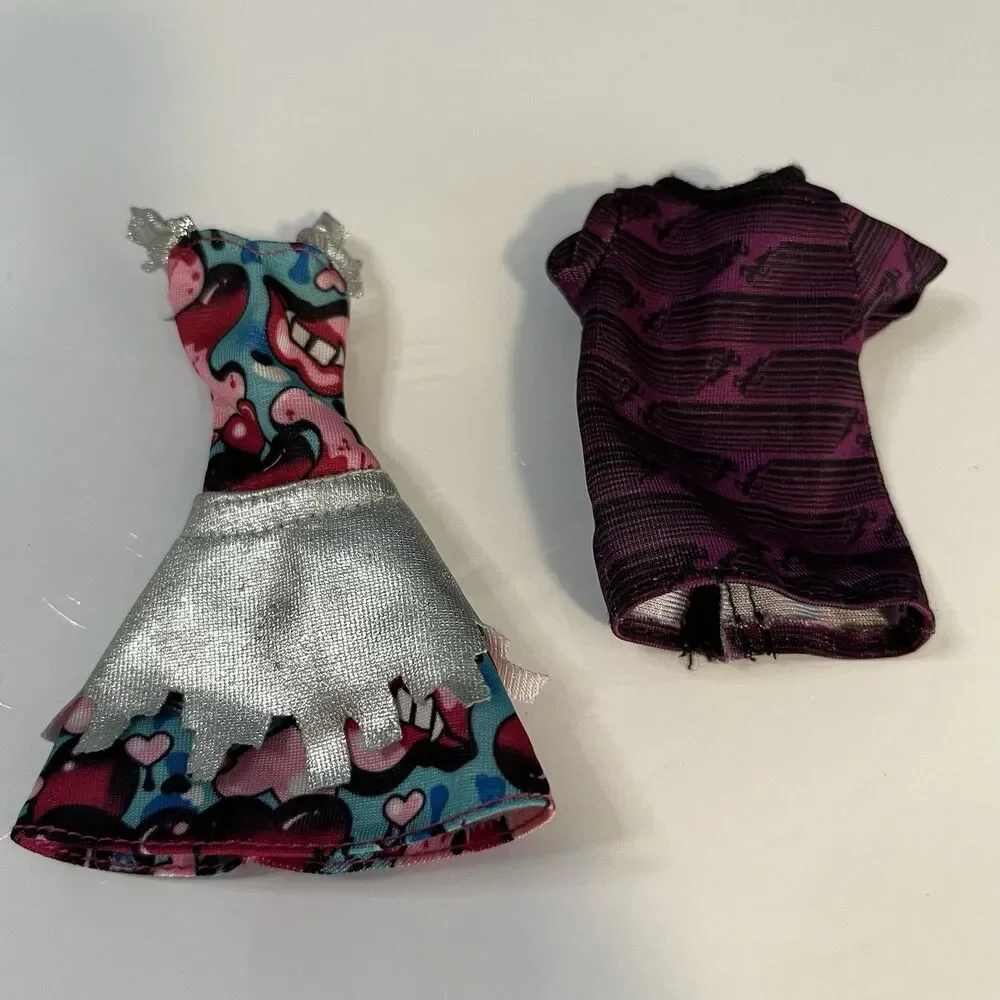 Monster High Sm Mixed Lot of 6 Clothes & Accessories Cleo De Nile Purse & More